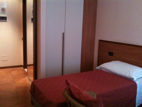Hotel Nuovo Milánó Kültér fotó