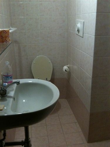 Hotel Nuovo Milánó Kültér fotó
